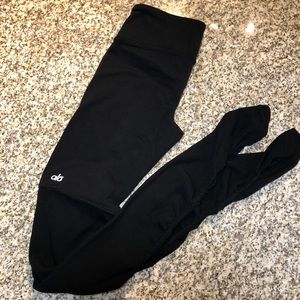 ALO Goddess legging SZ small! Only worn once!